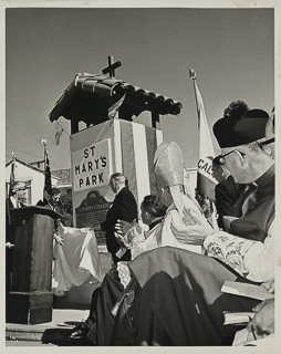 Church members and presenters at the dedication of the Saint Mary&#39;s Park plaque in San Francisco, 1963