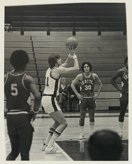 Norm Kelly shooting a free throw in a basketball game against Seattle, January 29, 1978