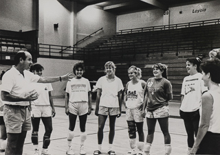 Coach and Saint Mary&#39;s College women&#39;s volleyball team at Loyola, September 1988