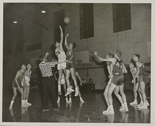 Saint Mary&#39;s versus UC Davis basketball game, December 7, 1956