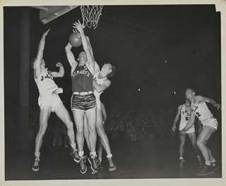 Saint Mary&#39;s versus John Borlo Athletic Club basketball game, 1948