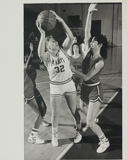 The Saint Mary&#39;s College women&#39;s basketball team playing against California State University, Hayward, 1990