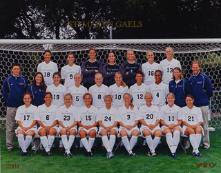 Saint Mary&#39;s College women&#39;s soccer team photo, 2004