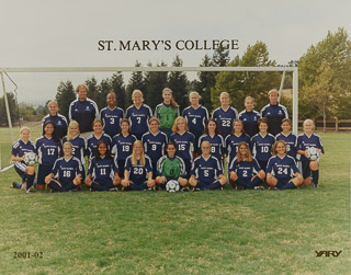 Saint Mary&#39;s College women&#39;s soccer team photo, 2001-2002